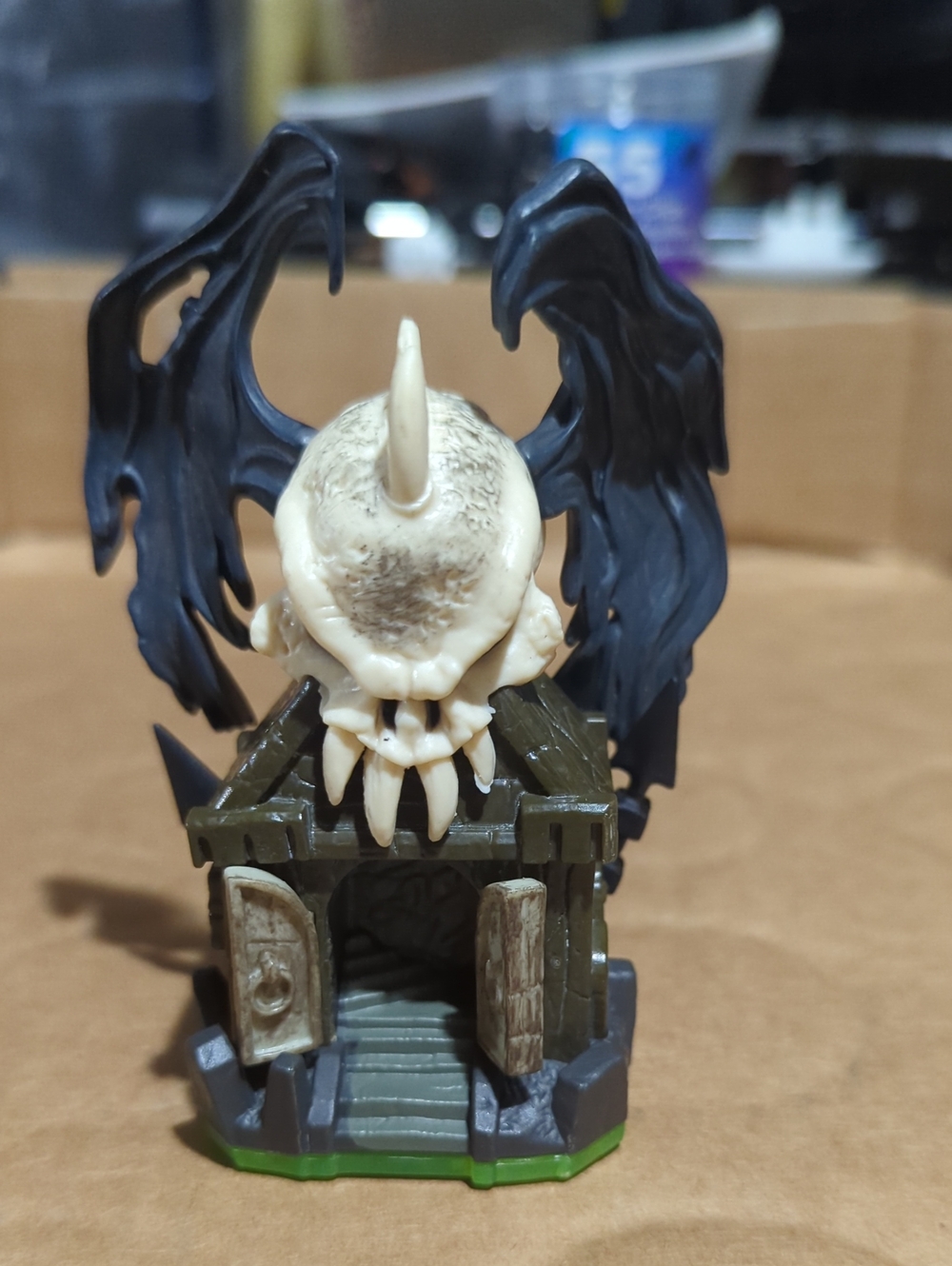 Darklight Crypt adventure pack piece from Skylanders: Spyro's Adventure